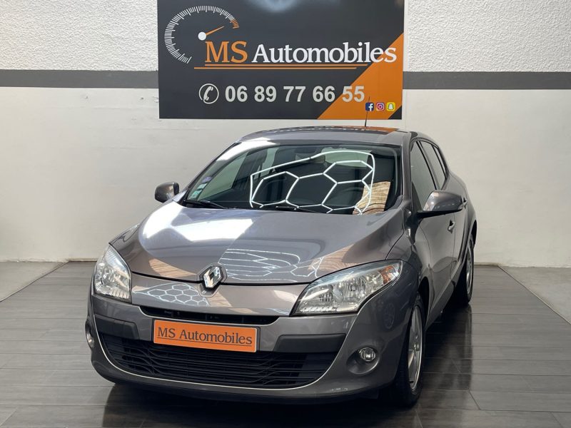 RENAULT MEGANE 2011
