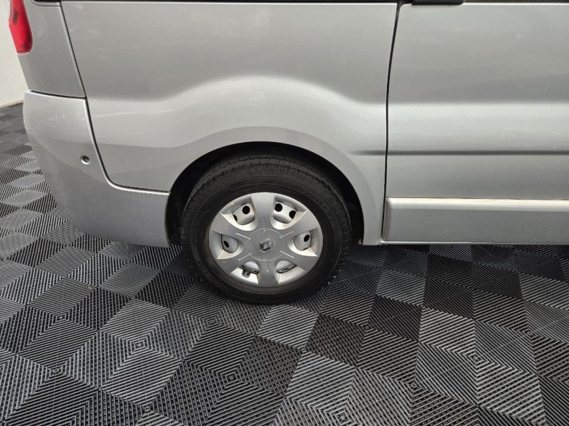 RENAULT TRAFIC 2008