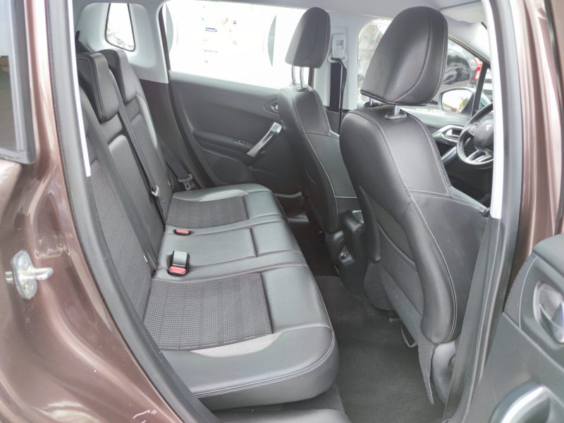 PEUGEOT 2008 Allure 1.6 VTi 120ch BVM5