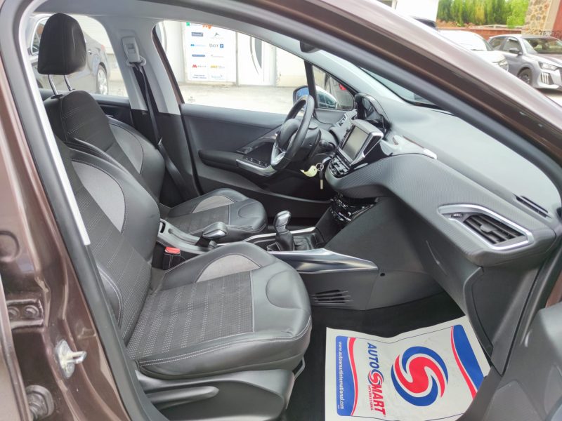 PEUGEOT 2008 Allure 1.6 VTi 120ch BVM5