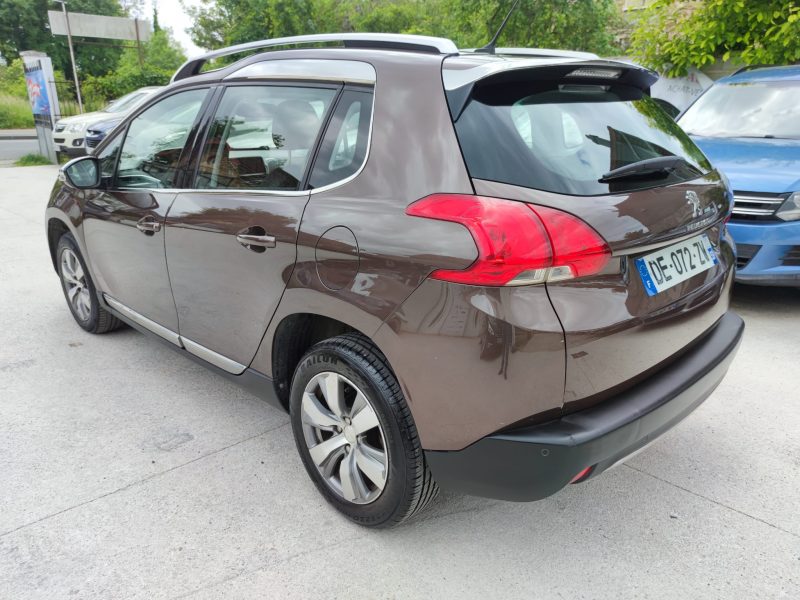 PEUGEOT 2008 Allure 1.6 VTi 120ch BVM5