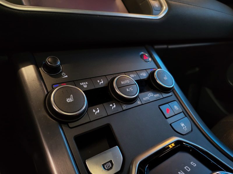 LAND ROVER RANGE ROVER EVOQUE 2.0 BVA 180CV HSE DYNAMIC 