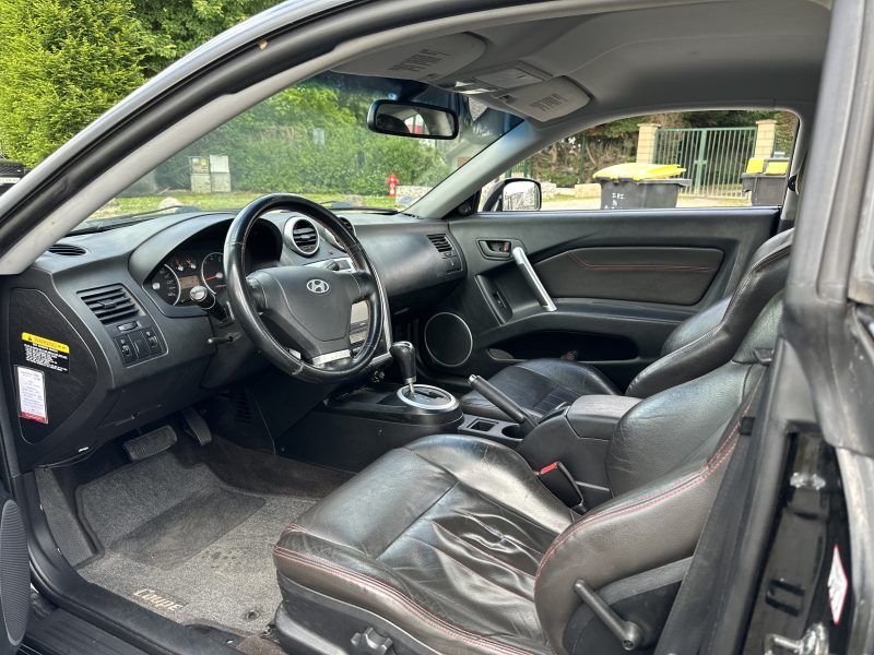 HYUNDAI Coupe 2005