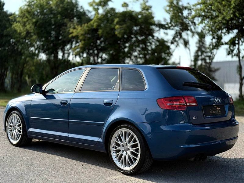 AUDI A3 SPORTBACK 1.8 TFSI 160CH AMBITION LUXE S TRONIC POUR PRO