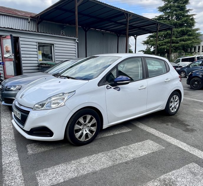 PEUGEOT 208 - 1 2017