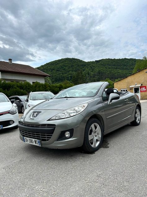 PEUGEOT 207 2012