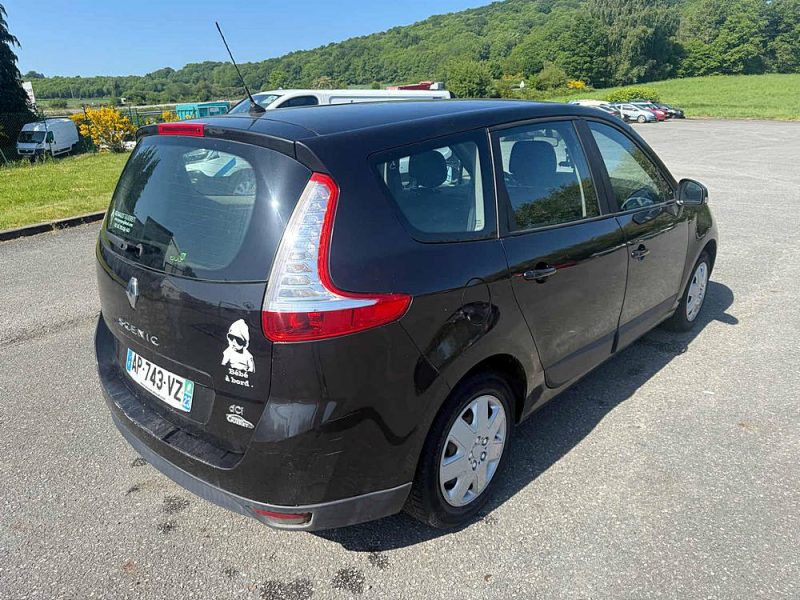 RENAULT MEGANE SCENIC 2010