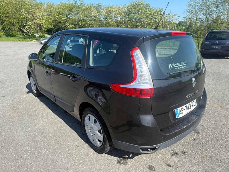 RENAULT MEGANE SCENIC 2010