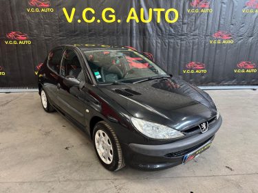 PEUGEOT 206 1.4 HDI 70 Urban 