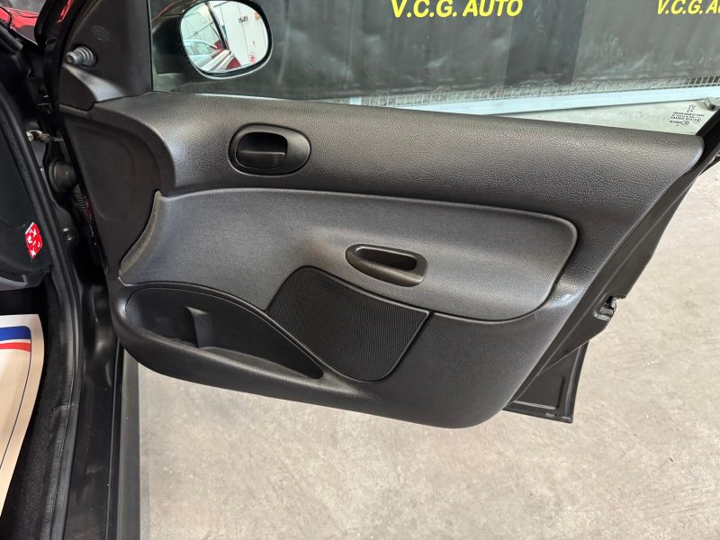 PEUGEOT 206 1.4 HDI 70 Urban 