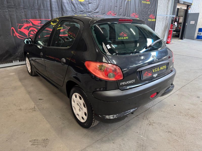 PEUGEOT 206 1.4 HDI 70 Urban 