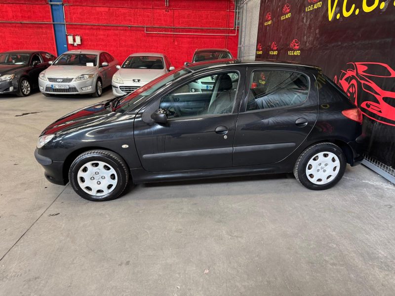 PEUGEOT 206 1.4 HDI 70 Urban 