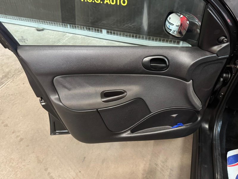 PEUGEOT 206 1.4 HDI 70 Urban 