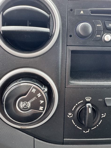 CITROEN BERLINGO 1.6 BLUE HDI AUTOMATIQUE 