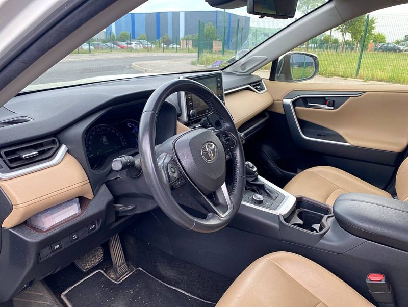 TOYOTA RAV4 HYBRIDE 2WD Lounge 2.5 L 218 ch