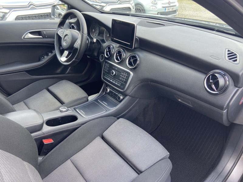 MERCEDES CLASSE A A180D DCT