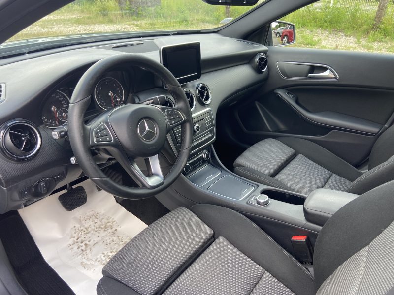 MERCEDES CLASSE A A180D DCT