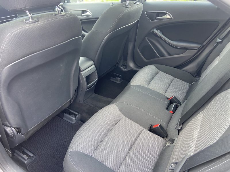 MERCEDES CLASSE A A180D DCT