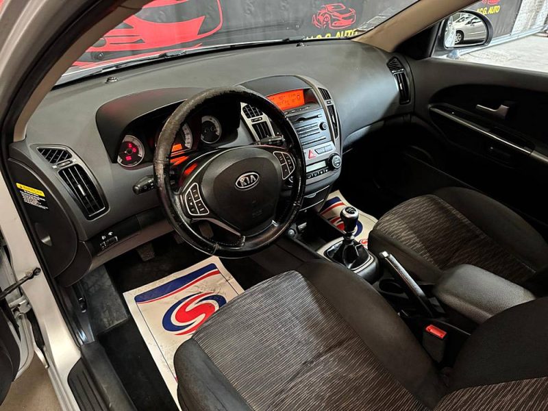 KIA CEE-D 1.6 CRDI 115 Active 