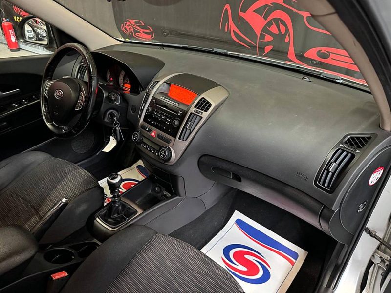 KIA CEE-D 1.6 CRDI 115 Active 
