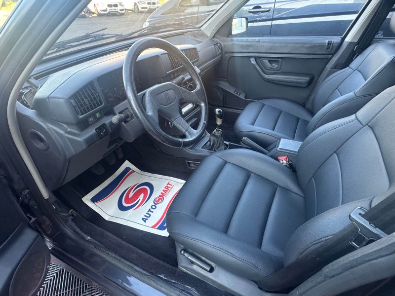 PEUGEOT 405 MI16 NOIR 