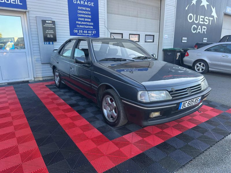 PEUGEOT 405 MI16 NOIR 