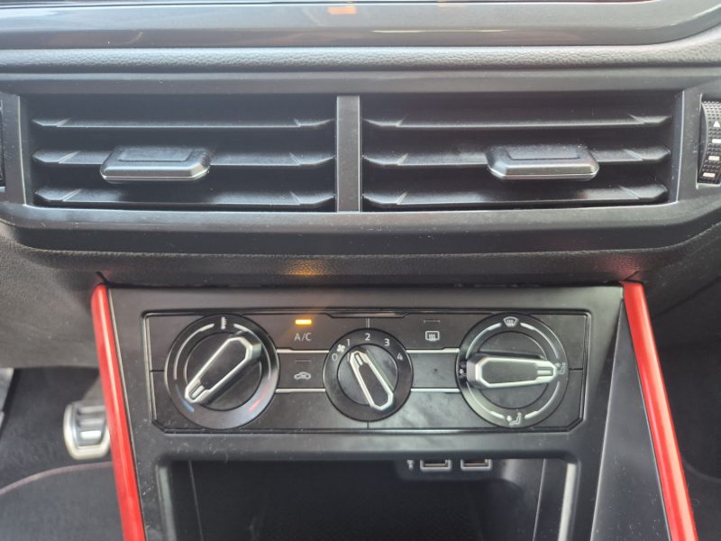 VOLKSWAGEN POLO 2019