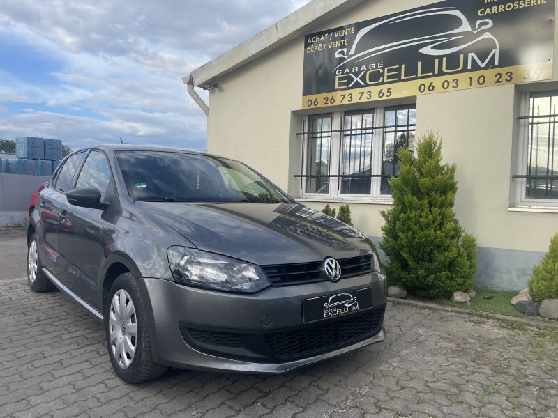 VOLKSWAGEN POLO 2010