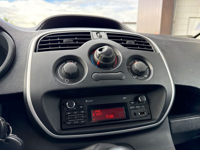 RENAULT KANGOO 2015