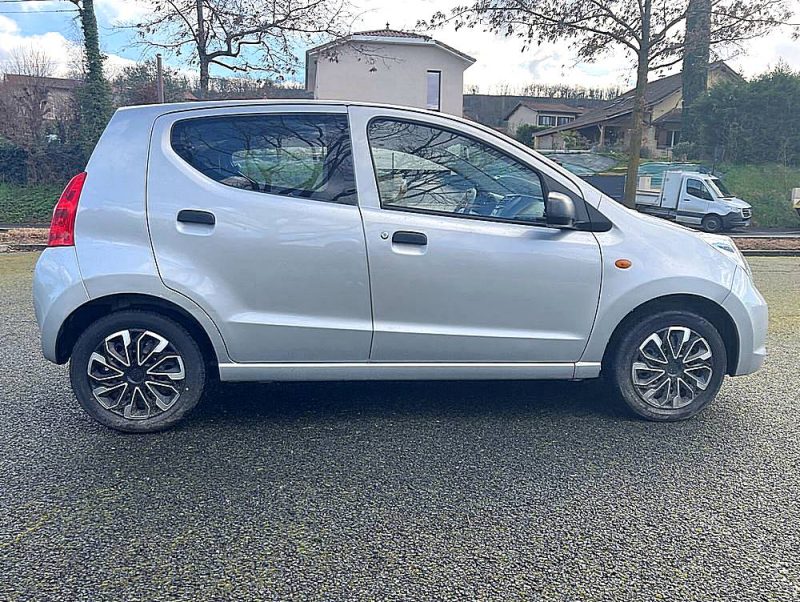 SUZUKI ALTO 1.0i - 12V 68ch