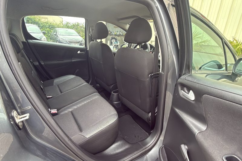 PEUGEOT 207 1.6 HDI 90 Premium BVM5