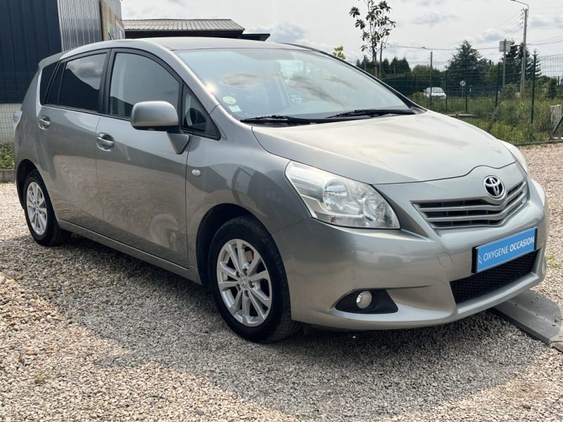 TOYOTA VERSO 2.0 D4D 126ch FAP Skyview 04/2013