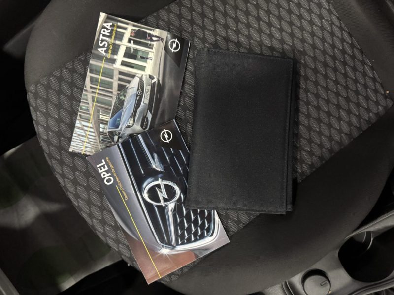 OPEL ASTRA SPORTS TOURER 2021 1.2i 110cv Turbo TTC TVA Récupérable