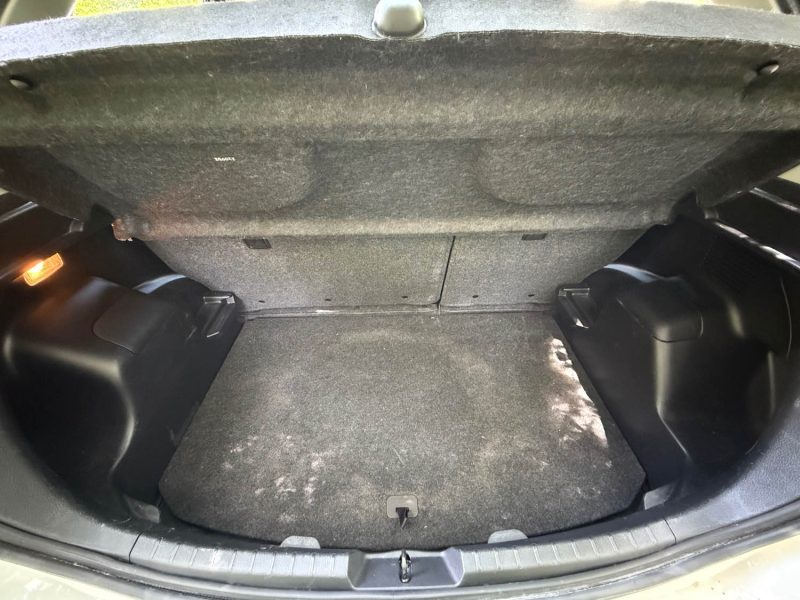 TOYOTA YARIS HYBRID 100H DYNAMIC 