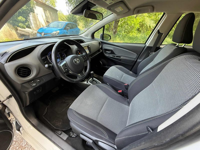 TOYOTA YARIS HYBRID 100H DYNAMIC 