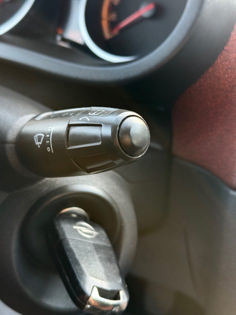 OPEL CORSA 1.3 CDTI -75 CH FAP EDITION