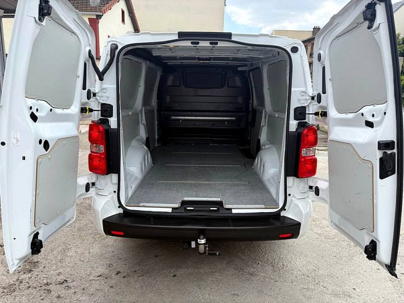 OPEL VIVARO 2021
