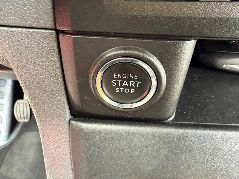 OPEL VIVARO 2021
