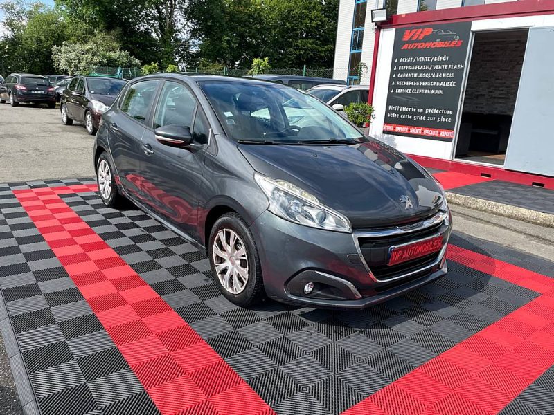 PEUGEOT 208 2016