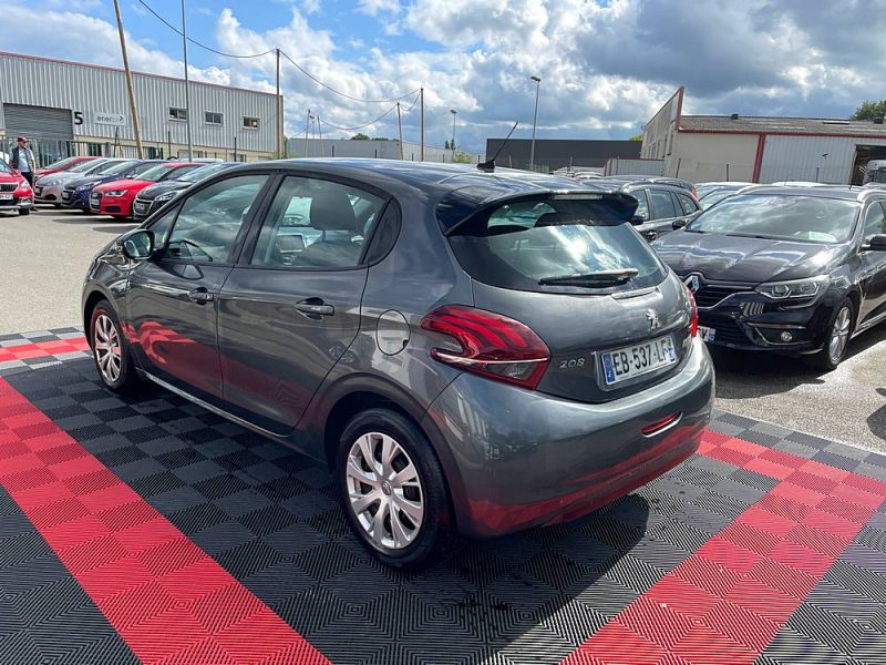 PEUGEOT 208 2016