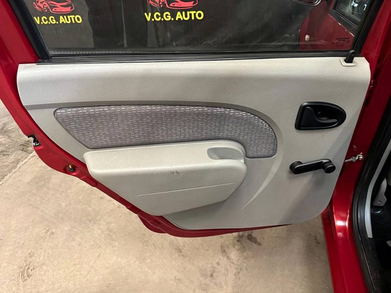 DACIA LOGAN 1.5 DCI 70 Laureate 