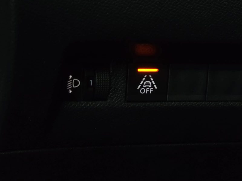 PEUGEOT 2008 II 1.5 BlueHDi 100cv Active Business  BVM6 1ère Main