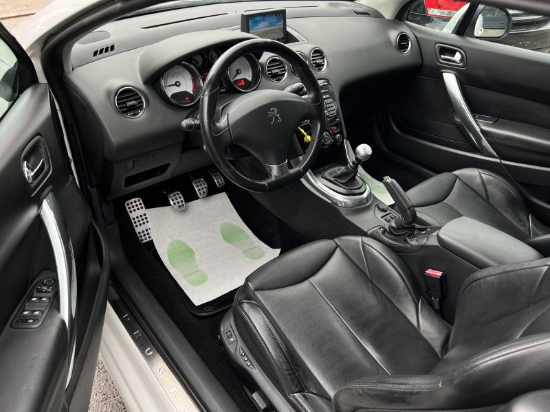 PEUGEOT 308 CC PHASE 2 FELINE 2.0 HDI 163 Cv TOUTES OPTIONS / CRIT AIR 2 CABRIOLET - GARANTIE 1 AN