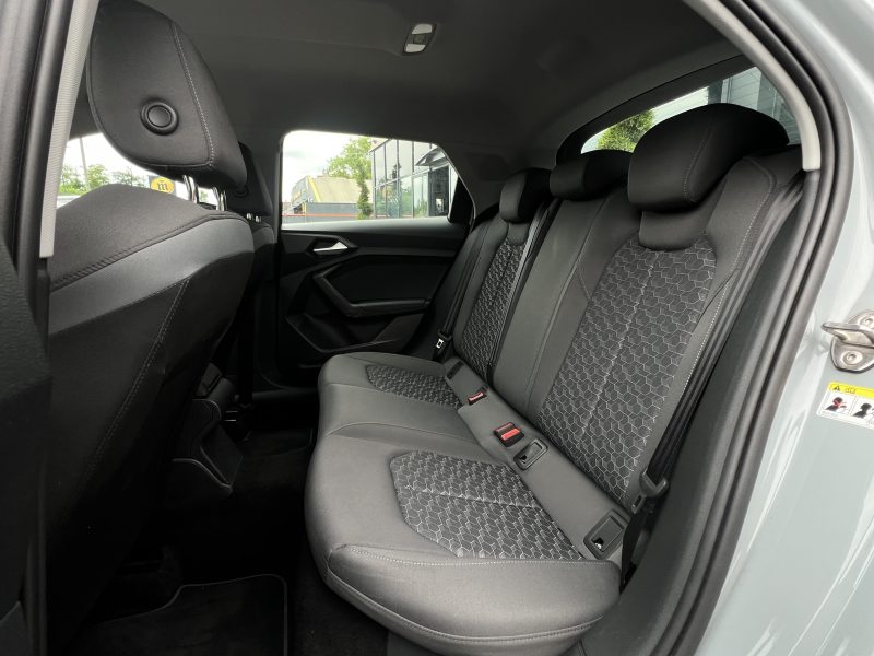 AUDI A1 II SPORTBACK 25 TFSI 1.0 95 Cv 1ERE MAIN 19 600 Kms APPLE CARPLAY & ANDROID - GARANTIE 1 AN