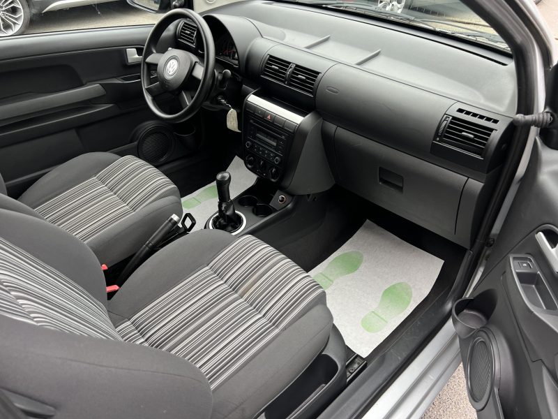 VOLKSWAGEN FOX 1.4 i 75 Cv CLIMATISATION BLUETOOTH 83 100 Kms CRIT AIR 2 - GARANTIE 1 AN