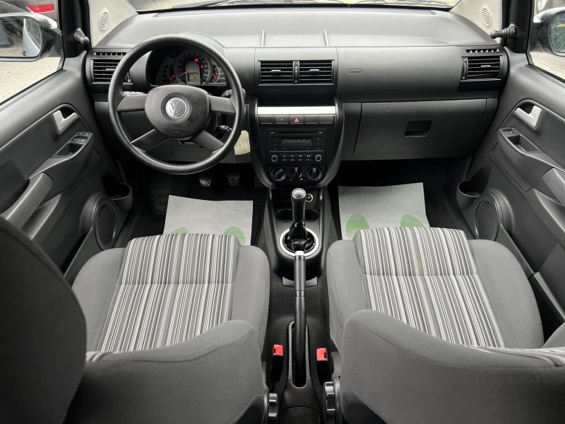 VOLKSWAGEN FOX 1.4 i 75 Cv CLIMATISATION BLUETOOTH 83 100 Kms CRIT AIR 2 - GARANTIE 1 AN