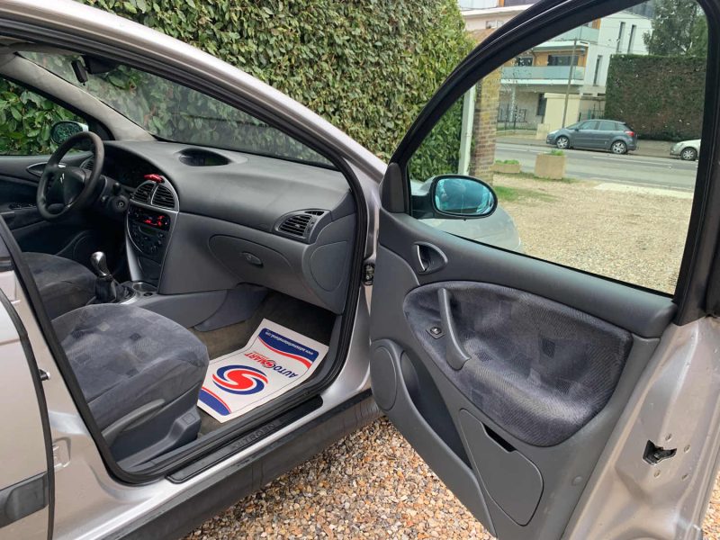 CITROEN C5 2001 2.0 HDi (109Ch)