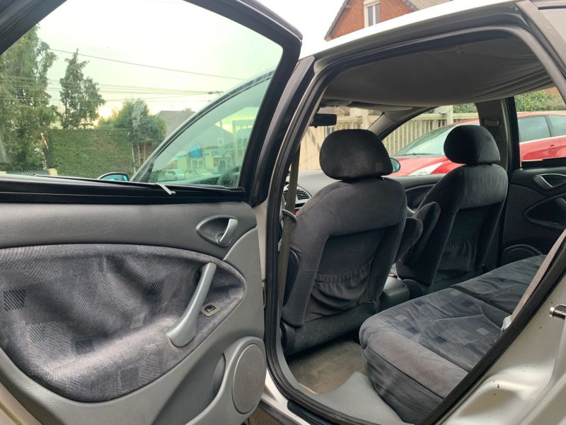 CITROEN C5 2001 2.0 HDi (109Ch)