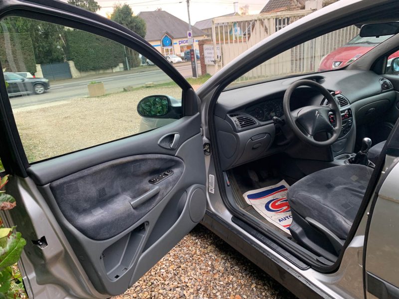 CITROEN C5 2001 2.0 HDi (109Ch)