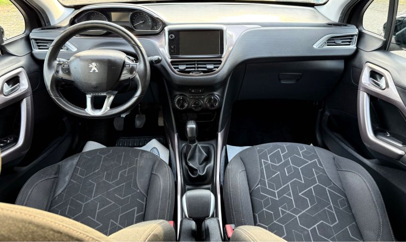PEUGEOT 2008 1.2 VTI 82 CH